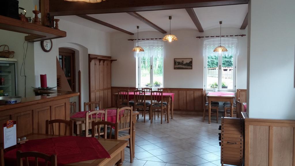 Pension U Milana Dvůr Králové nad Labem Εξωτερικό φωτογραφία